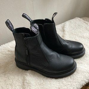 Doc Martens Chelsea Zip up Boots